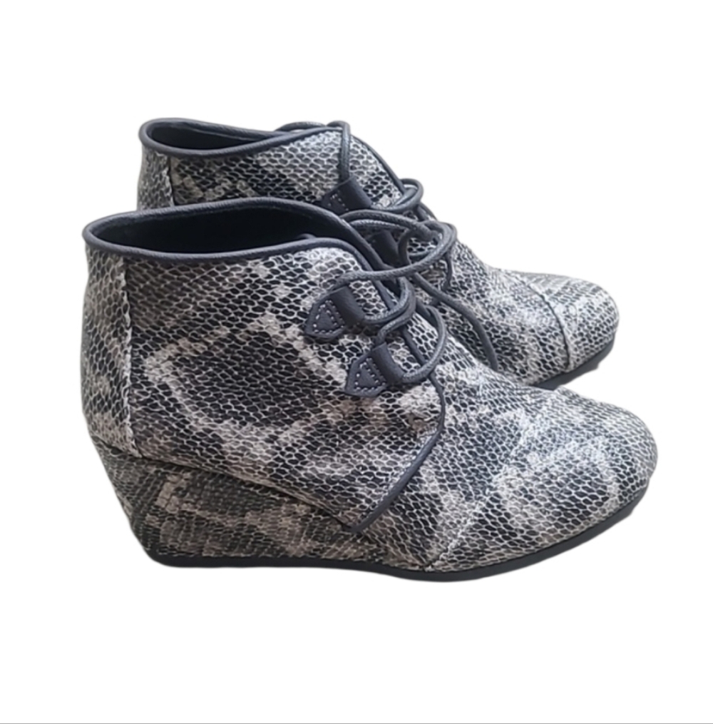 Toms Gray Snake Print Wedge Ankle Boots
